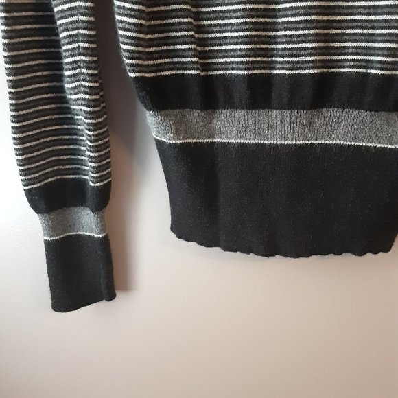 CYC Black White Grey Striped V-neck Sweater, Cotton Cashmere Blend | Med - Picture 10 of 14